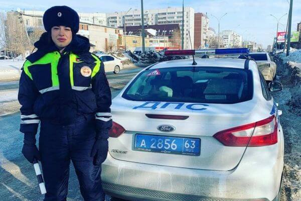 Жительница Тольятти украла детскую коляску, но не смогла уйти от полицейских
