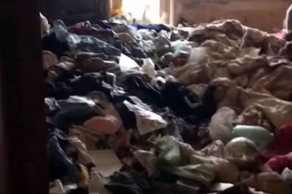 Приставы заставили жительницу Самарской области убрать помойку в квартире и избавиться от насекомых