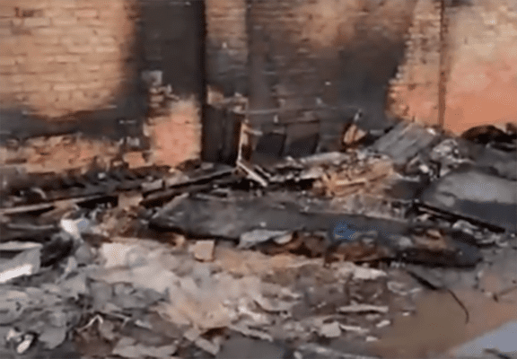 В Самаре неизвестные подожгли собачьи будки на улице Алма-Атинской