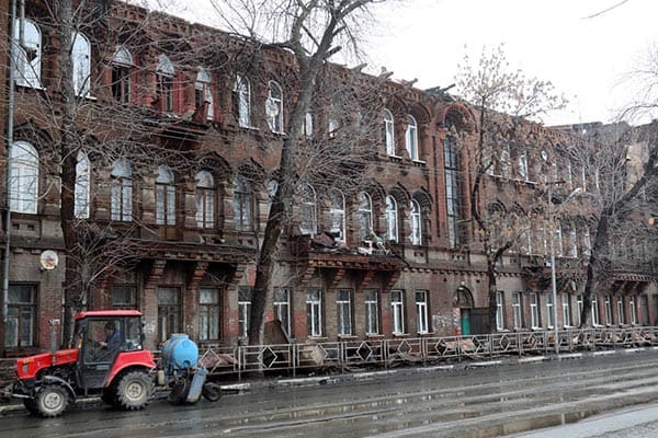 В Самаре отремон­тируют фундамент Доходного дома Челышева, горевшего дважды за два года
