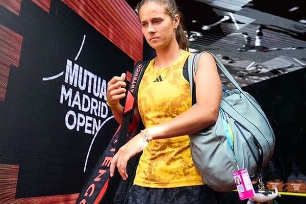 Теннисистка Дарья Касаткина в Мадриде в упорной схватке проиграла Веронике Кудерметовой