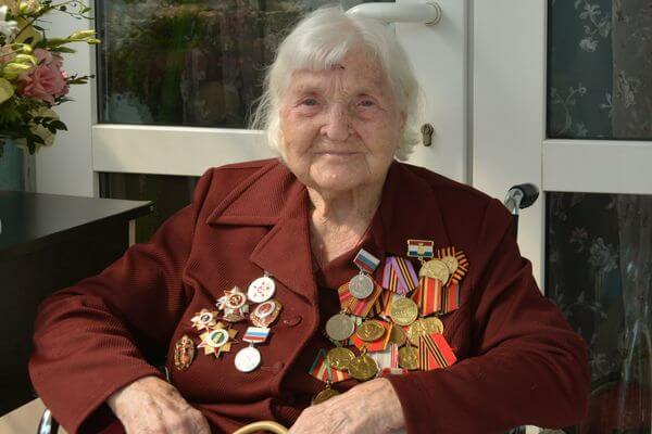 В Самаре отметила 100-летие ветеран Великой Отечественной войны Тамара Абрамова