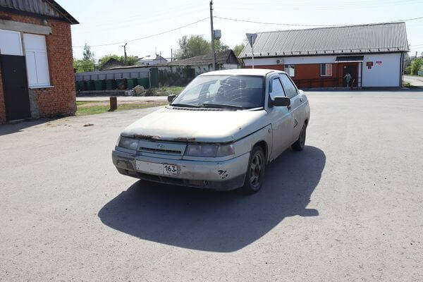 Пьяные жители Самарской области угнали чужой автомобиль