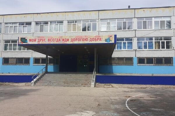 В Самаре на ремонт забора и ворот школы № 43 направят 2,1 млн рублей