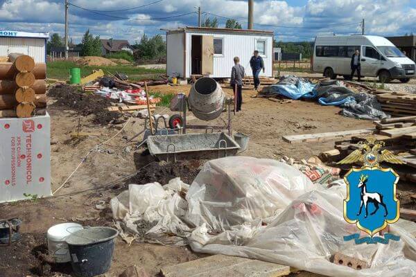 На стройке в Самарской области нашли 9 нелегалов