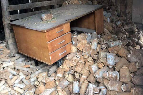 Селяне из Самарской области разбирали метал­лолом, который оказался боепри­пасами и взорвался