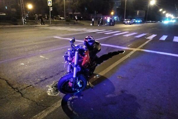 Один человек погиб и трое пострадали в результате столк­но­вения двух мотоциклов в Тольятти