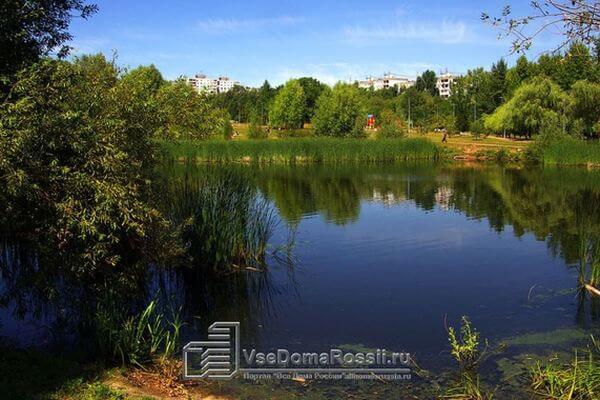 В Самаре планируют восста­новить водоем в парке «Воронежские озера»