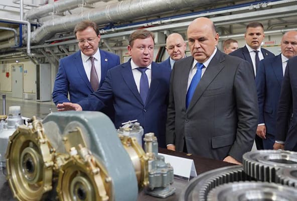 Председатель прави­тельства РФ Михаил Мишустин в Самаре оценил мощности завода ОДК-Кузнецов