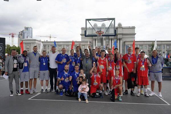 В Самаре прошел турнир по баскетболу 3х3 «Samara Open» памяти Юрия Тюленева