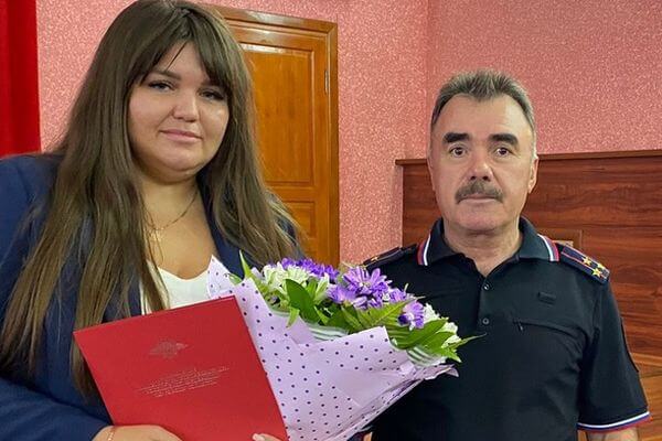 Сотрудница банка спасла жительницу Тольятти от оформ­ления кредита для мошен­ников на сумму 700 тысяч рублей