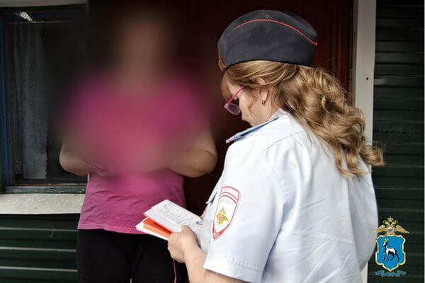 Жительница Самарской области, оплатив покупку билетом банка приколов, получила сдачу и потре­бовала размен