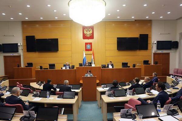 В Самарской области участники СВО смогут бесплатно обратиться за юриди­ческой помощью и после уволь­нения со службы