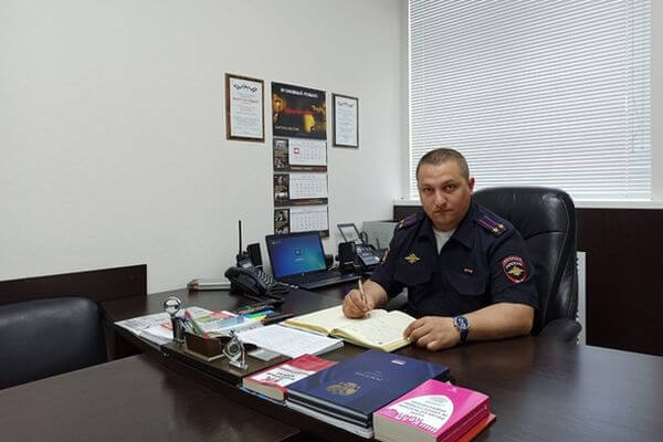В Самарской области сотрудник полиции разыскал в лесу заблу­див­шуюся пенсионерку