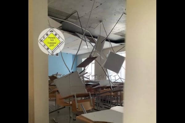 В самарской школе во время занятий рухнул потолок