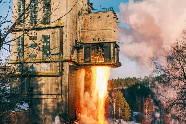 Новейшая ракета «Союз‑2.1в» с самарским двига­телем запущена с косми­ческим аппаратом в интересах минобороны РФ