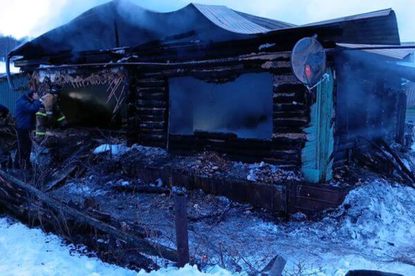 Муж с женой и маленький ребенок погибли на пожаре в Самарской области