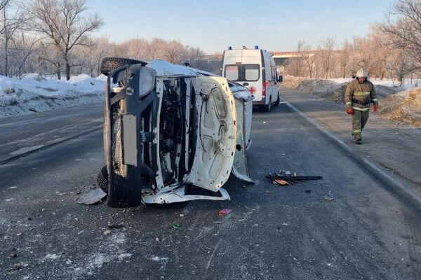 На трассе М‑5 в Самарской области опроки­нулся «Ларгус», пострадал пассажир
