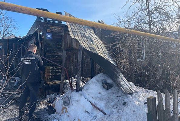 Уголовное дело возбуждено в связи с гибелью 3 человек при пожаре в частном доме в Тольятти