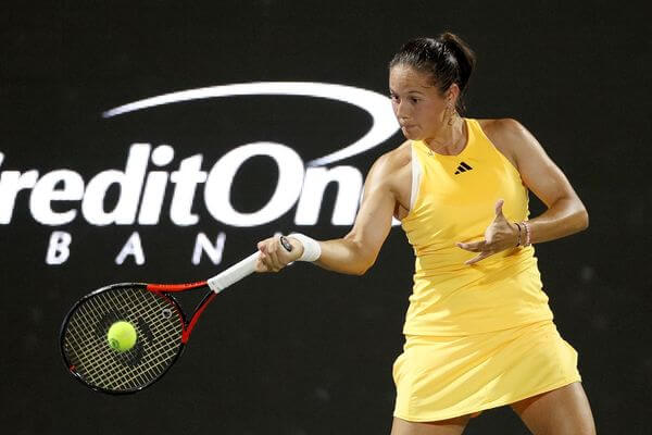 Теннисистка Дарья Касаткина вышла в четверть­финал турнира в Чарльстоне