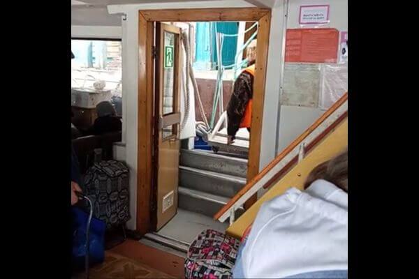 В Самаре транс­портная проку­ратура не нашла нарушений правил перевозки пасса­жиров на теплоходе «Москва-95»