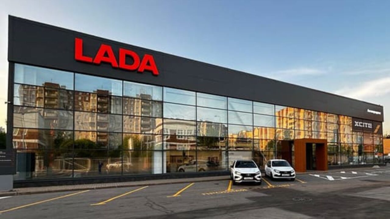 АВТОВАЗ открыл в Санкт-Петербурге новый дилерский центр LADA | CityTraffic