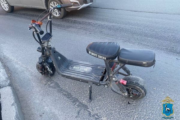 В Тольятти в дорожных авариях пострадали мотоциклист и девочка на самокате