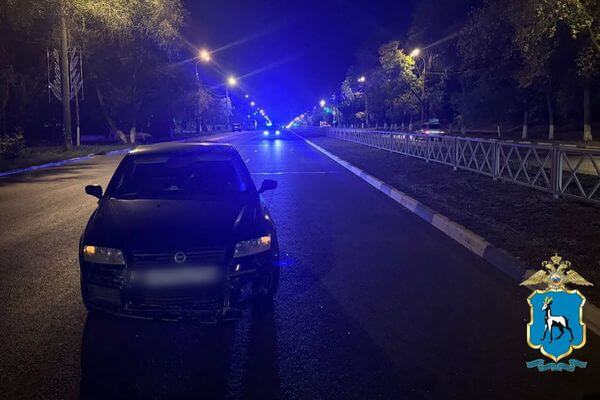 В Самаре автомобиль переехал пешехода, лежавшего на дороге